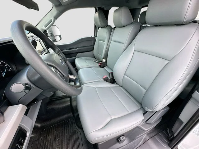 New 2026 Oxford White Ford XL image 14