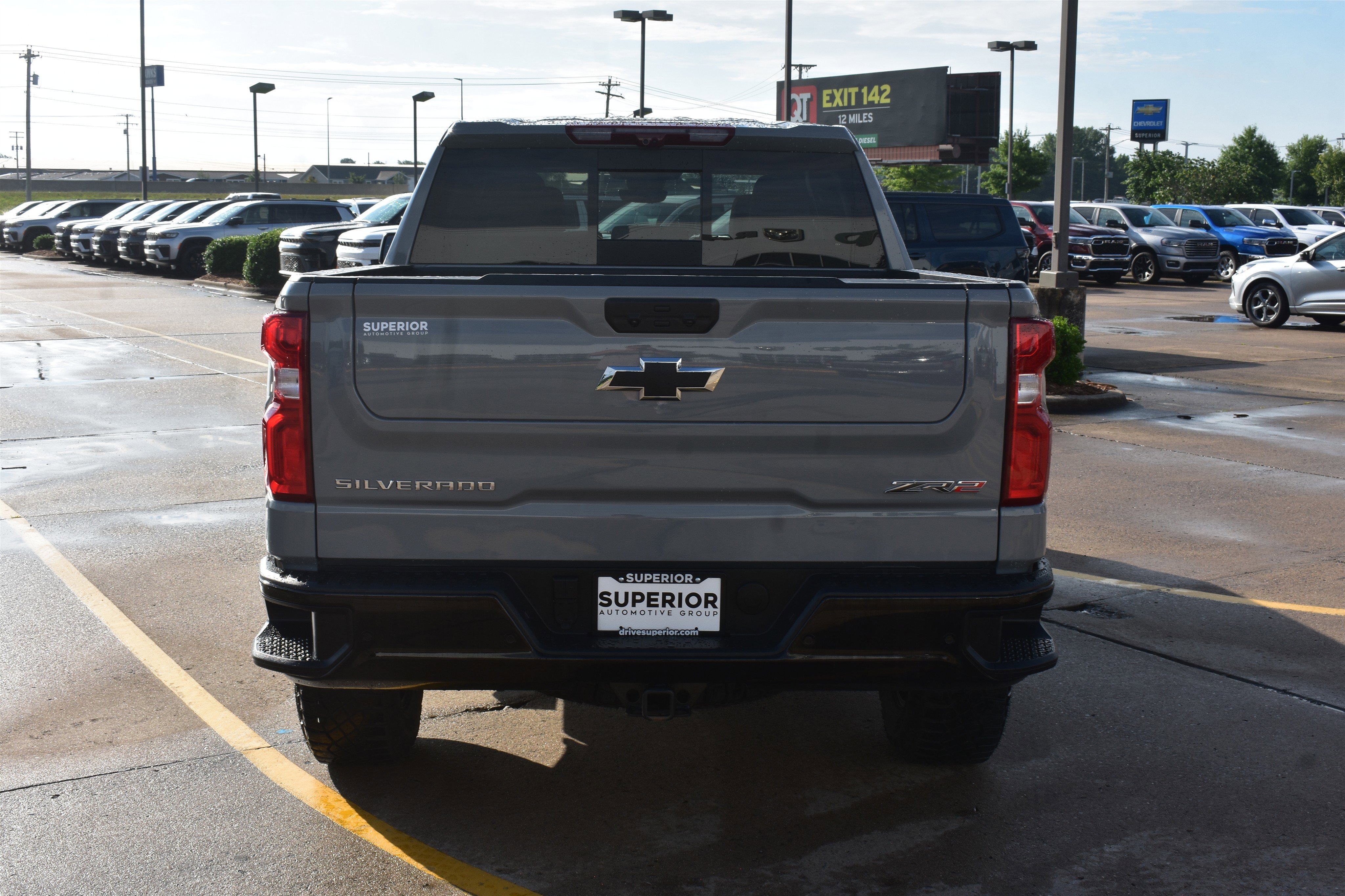Used 2025 Slate Gray Metallic Chevrolet ZR2 image 6