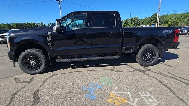 New 2026 Agate Black Metallic Ford F-250® Lariat® image 37