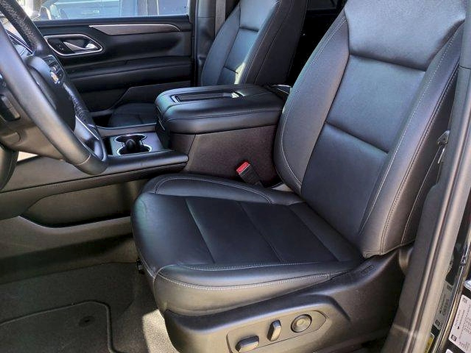 2024 Chevrolet Tahoe LT - Photo 18