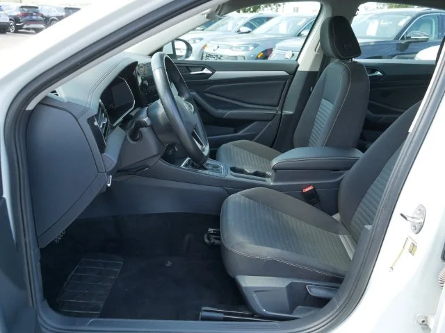 Certified Used 2025 Gray Volkswagen 1.5T S image 13