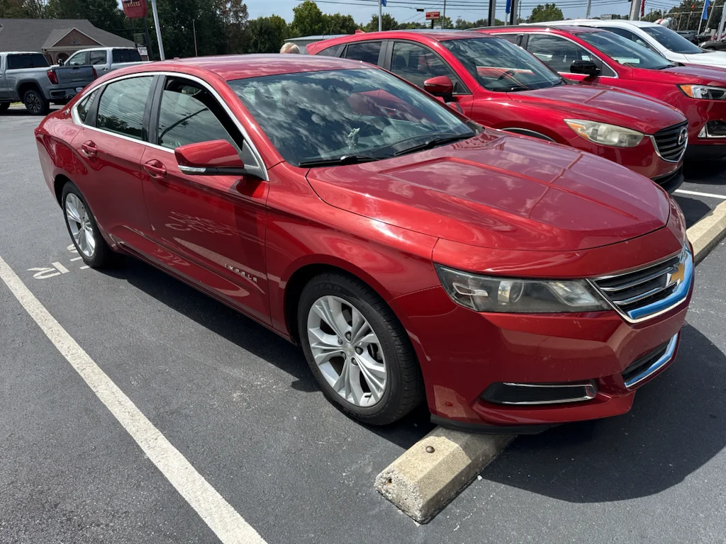 Used 2014 Red Rock Metallic Chevrolet LT image 3