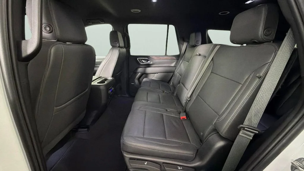 Used 2023 Summit White Chevrolet LT image 27
