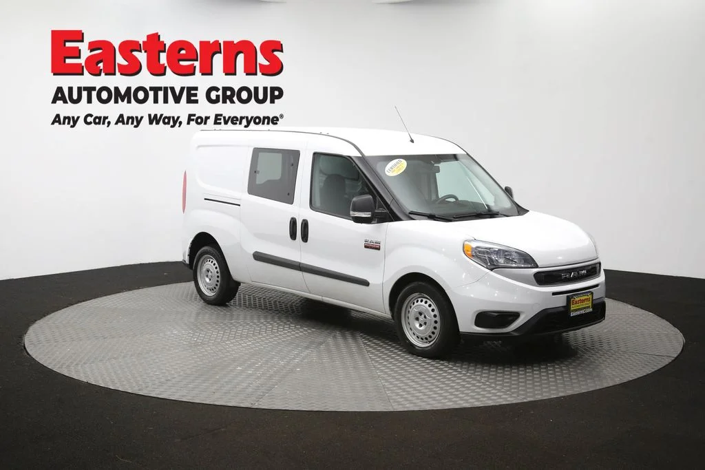 Used 2022 White Ram Base image 48