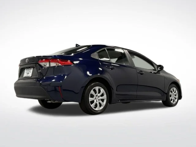 Used 2024  Toyota LE image 10