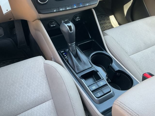 Used 2018 Red Hyundai SEL image 18