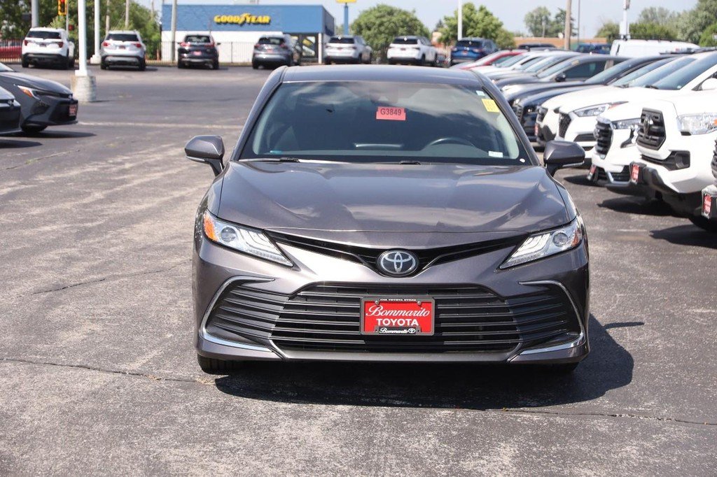 Certified Used 2023 Predawn Gray Mica Toyota XLE Auto (Natl) image 4