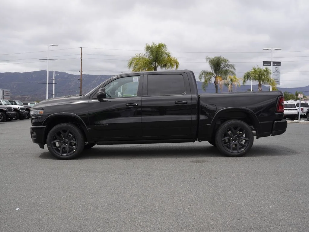 New 2026 Diamond Black Crystal Pearl-Coat Exterior Paint RAM Laramie image 6