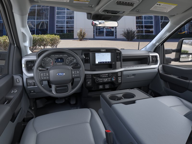 New 2025 Oxford White Ford F-450® XL image 9