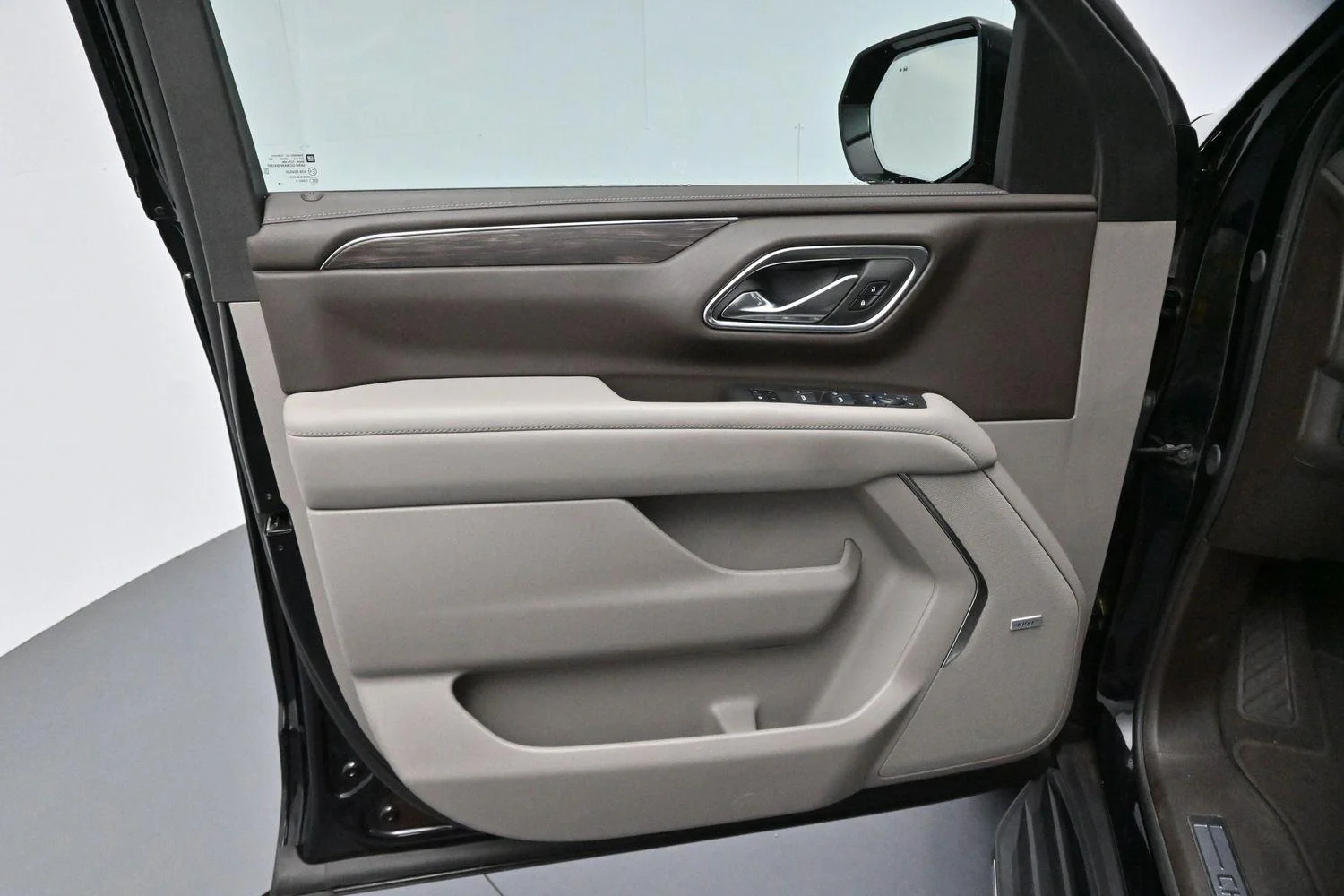 Used 2024 Black Chevrolet LT image 13