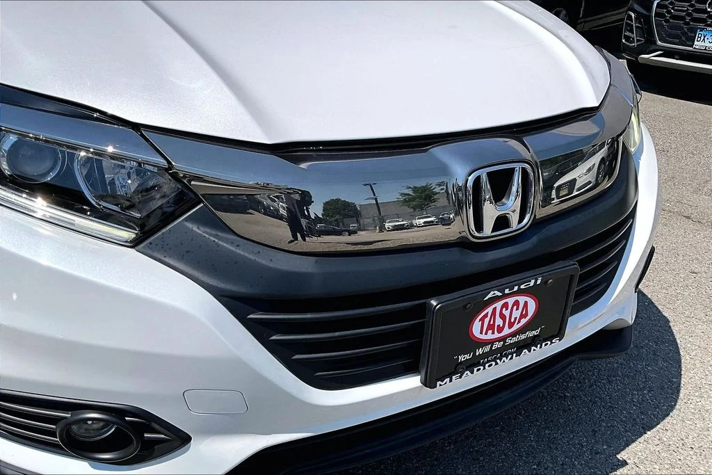 Used 2020  Honda EX image 32