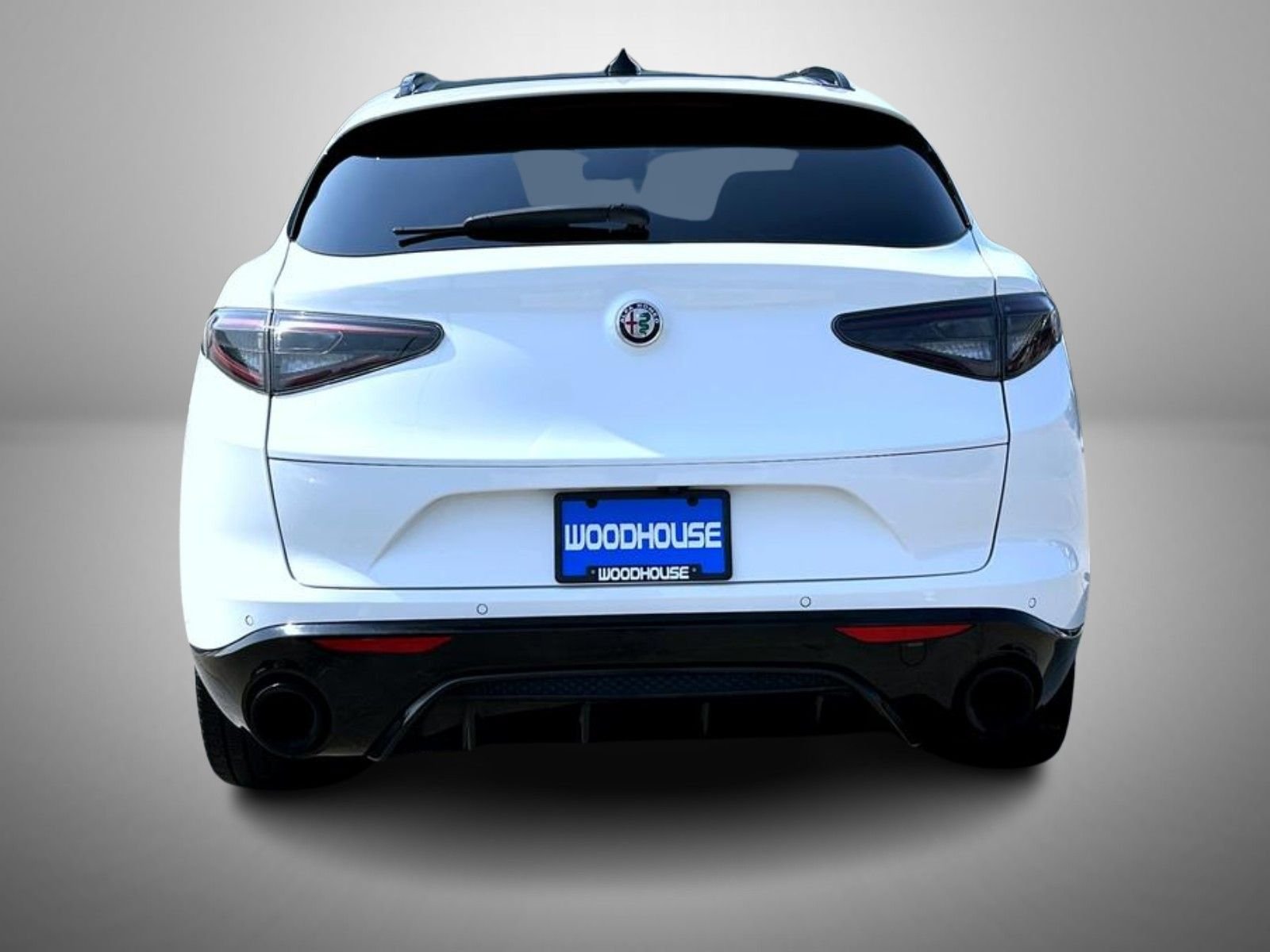 Used 2024 White Alfa Romeo Veloce image 6