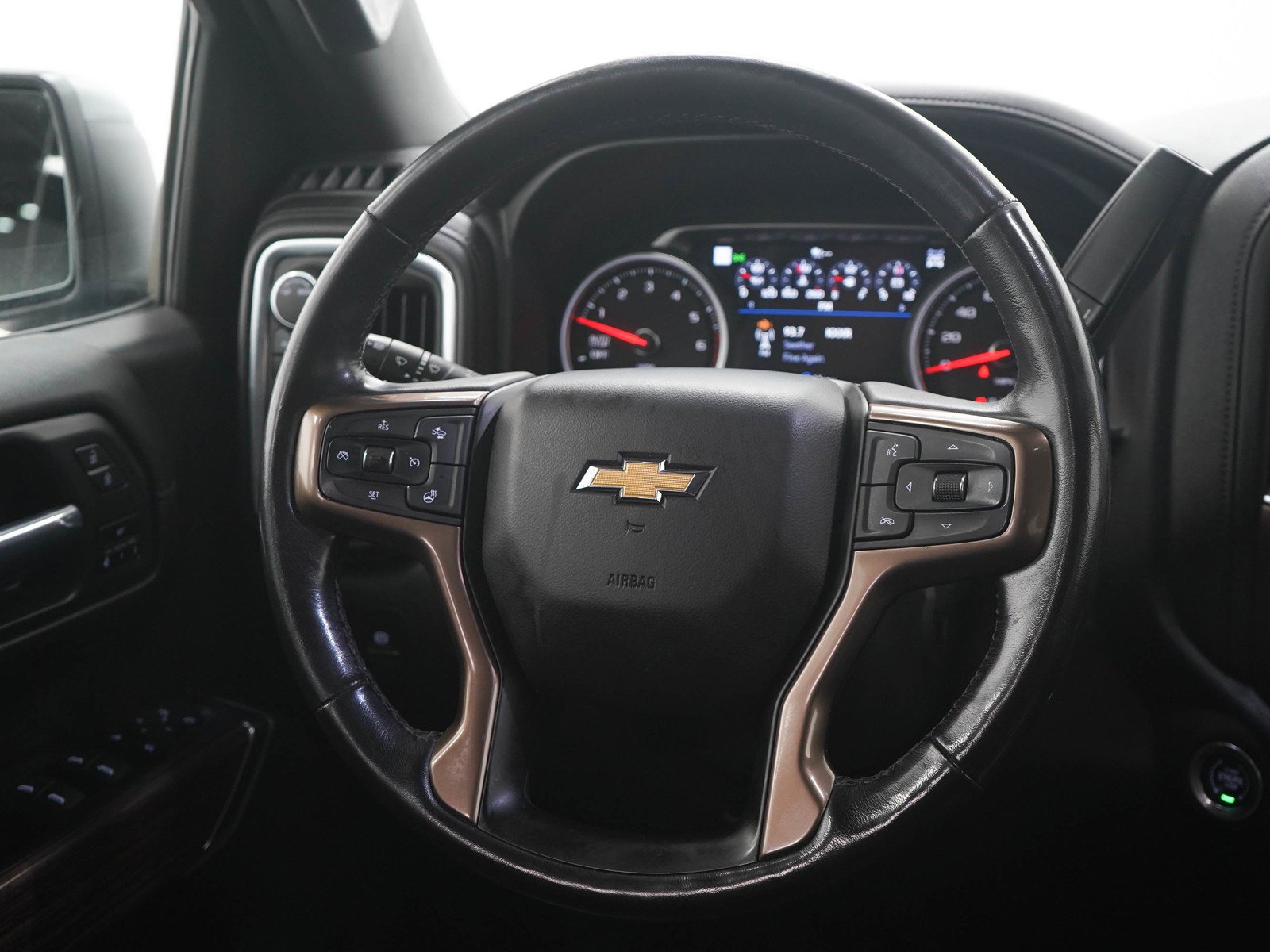 Used 2020 SATIN STEEL METALLIC Chevrolet High Country image 17