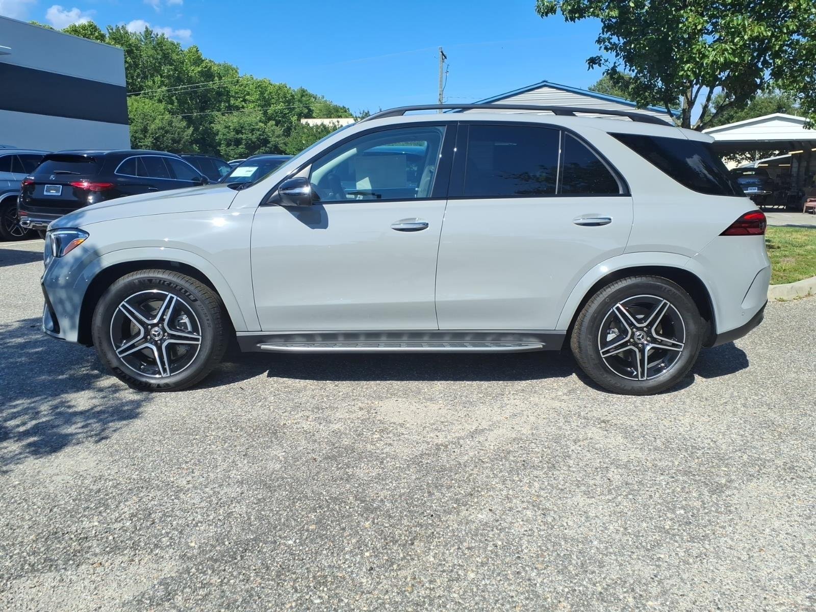 New 2026 GREY Mercedes-Benz GLE 350 image 9