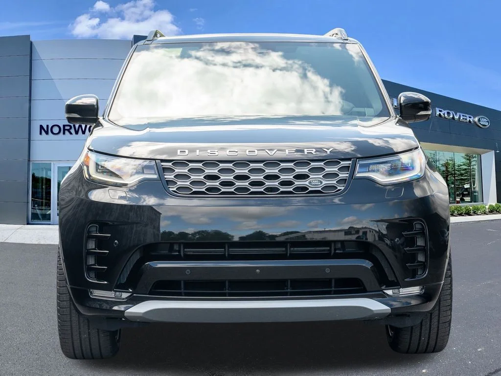 New 2026 Santorini Black Land Rover  image 2