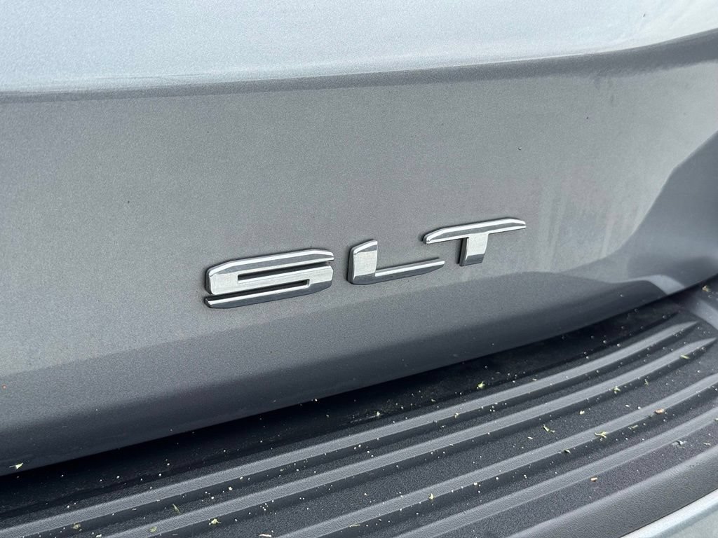 Used 2022 Satin Steel Metallic GMC SLT image 16