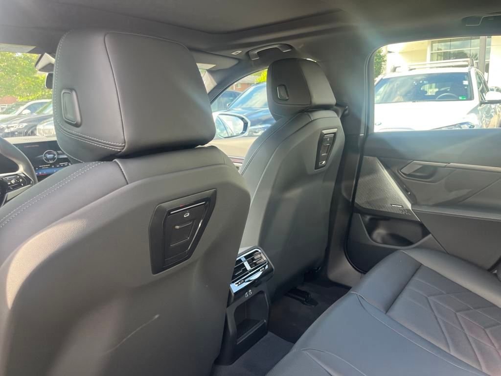 2025 BMW i5 40 - Photo 26