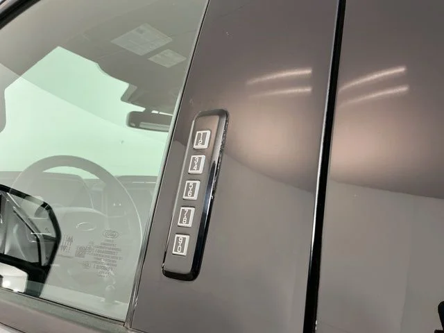 Used 2023 Gray Ford XLT image 14