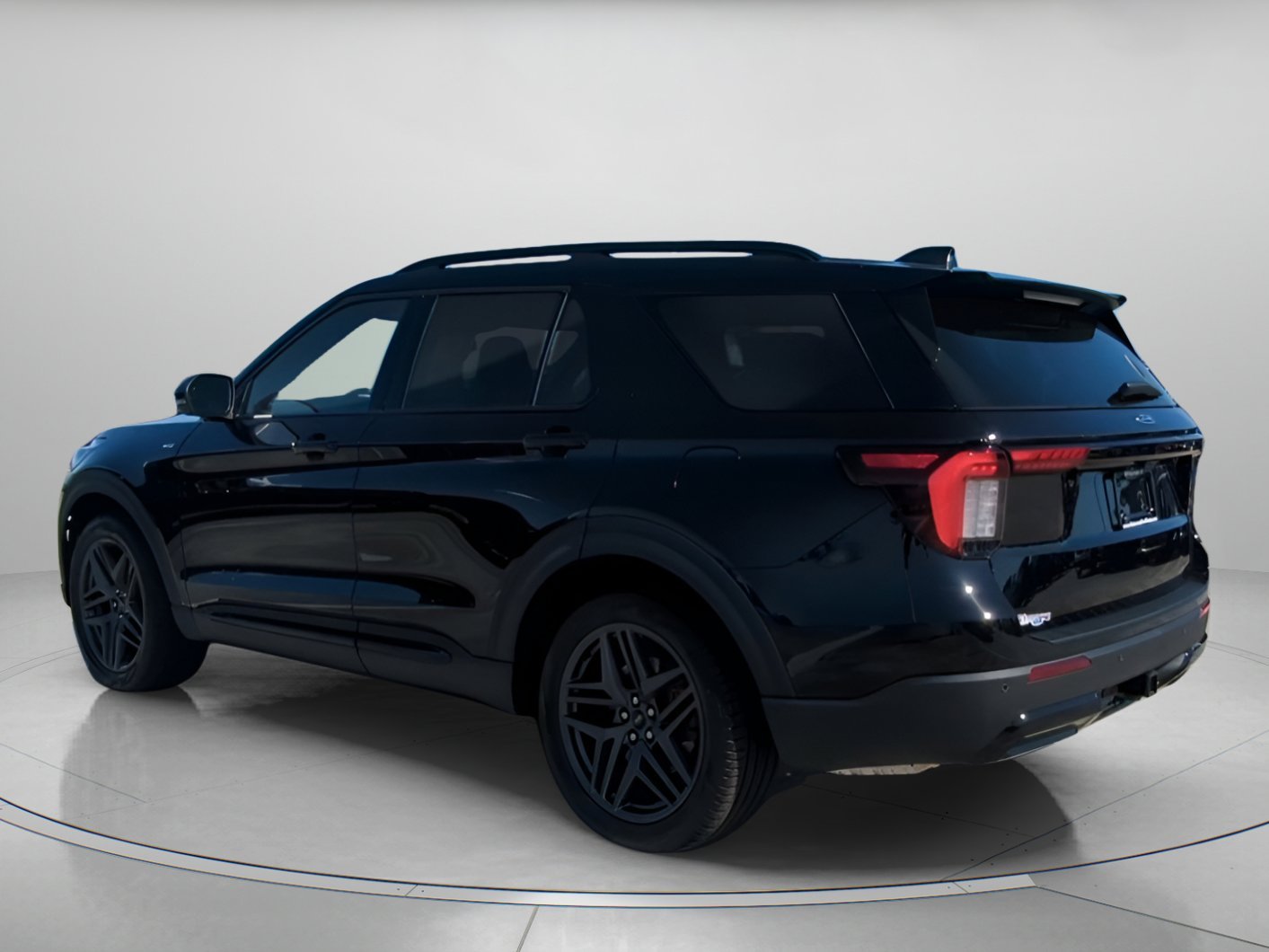 New 2026 Agate Black Metallic Ford ST-Line image 18