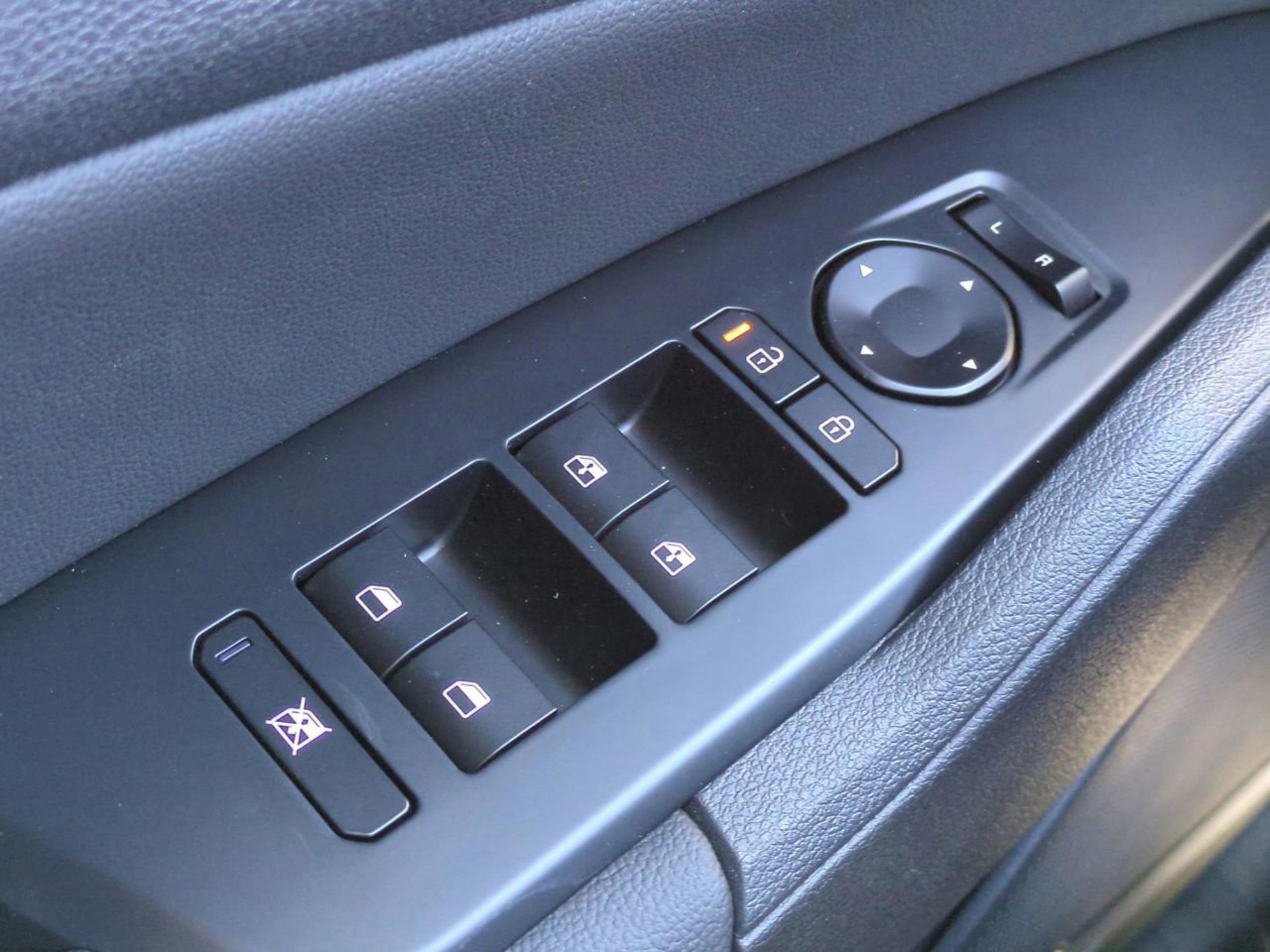 New 2026 Wolf Gray Kia EX image 35