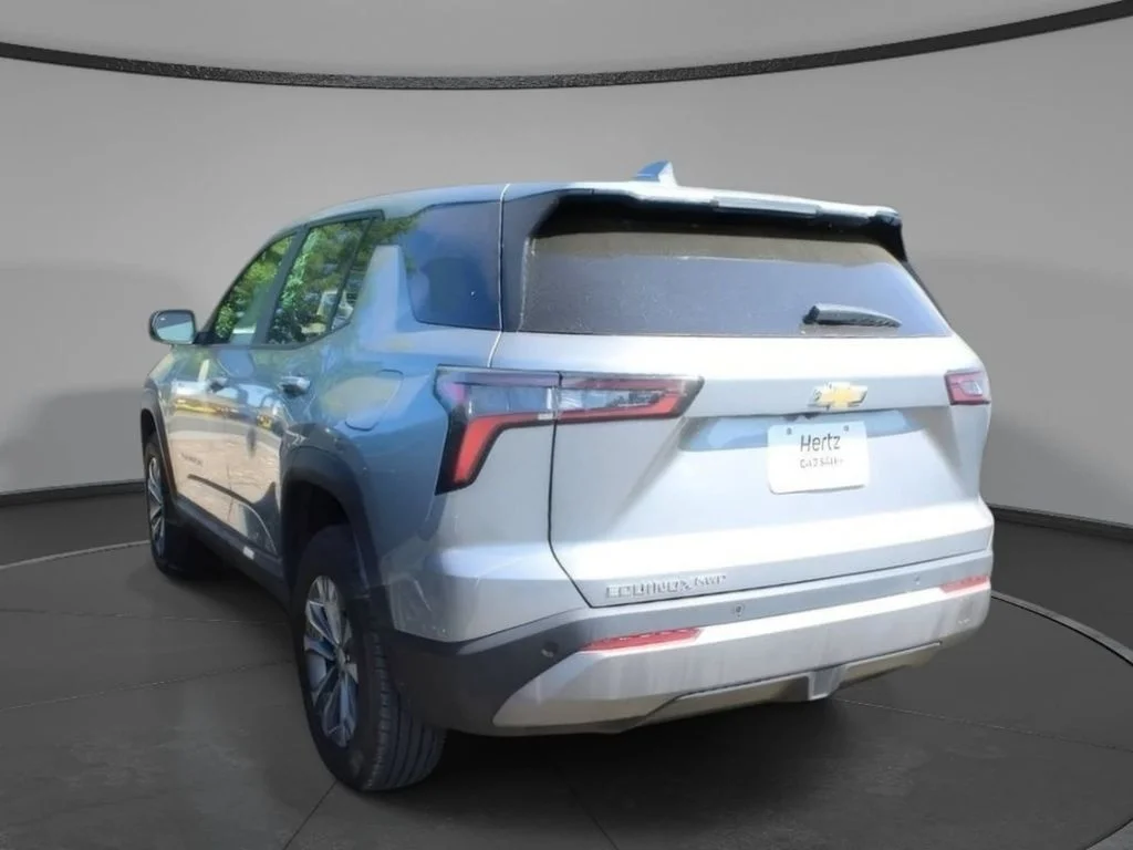 Used 2025 Sterling Gray Metallic Chevrolet AWD LT image 7