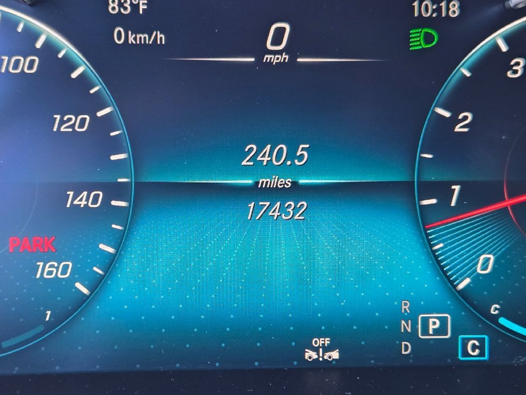 Used 2023  Mercedes-Benz C 300 image 19