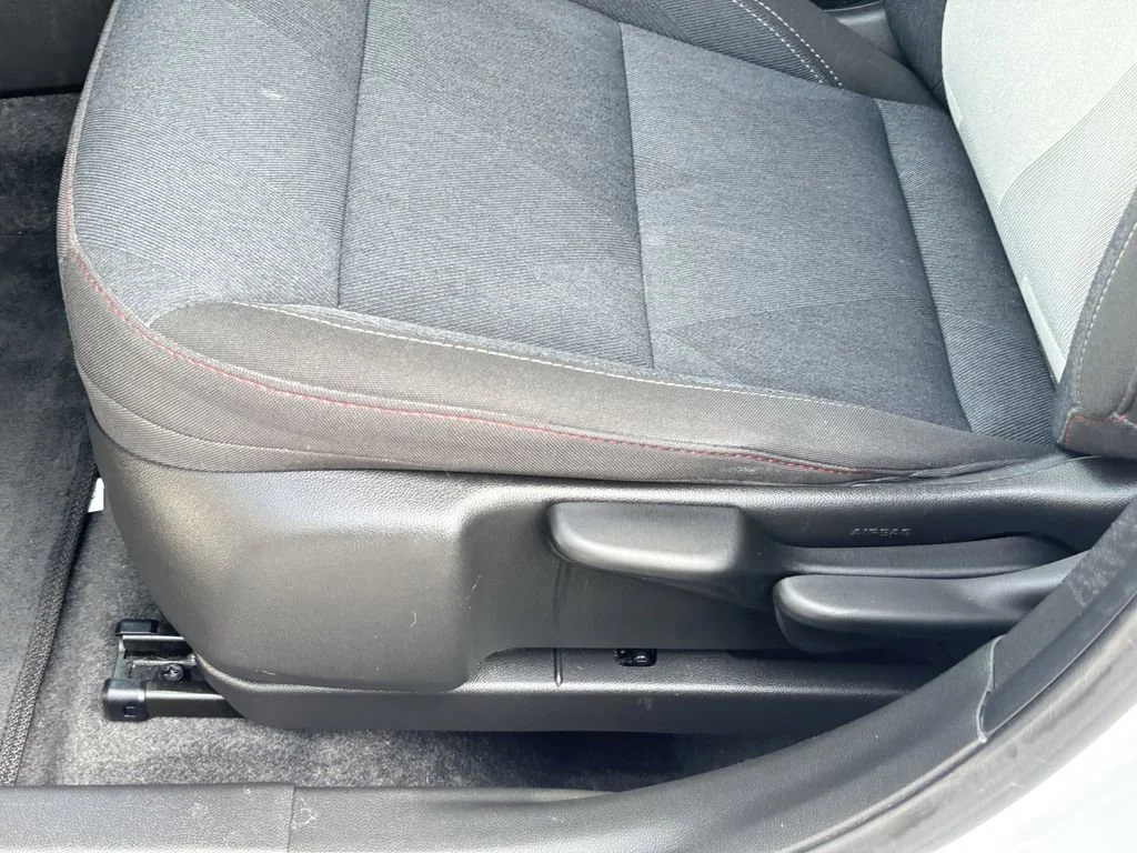 Used 2024 Summit White Chevrolet 1RS image 17