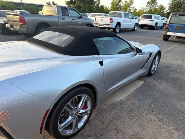 Used 2017 Silver Chevrolet Stingray image 6