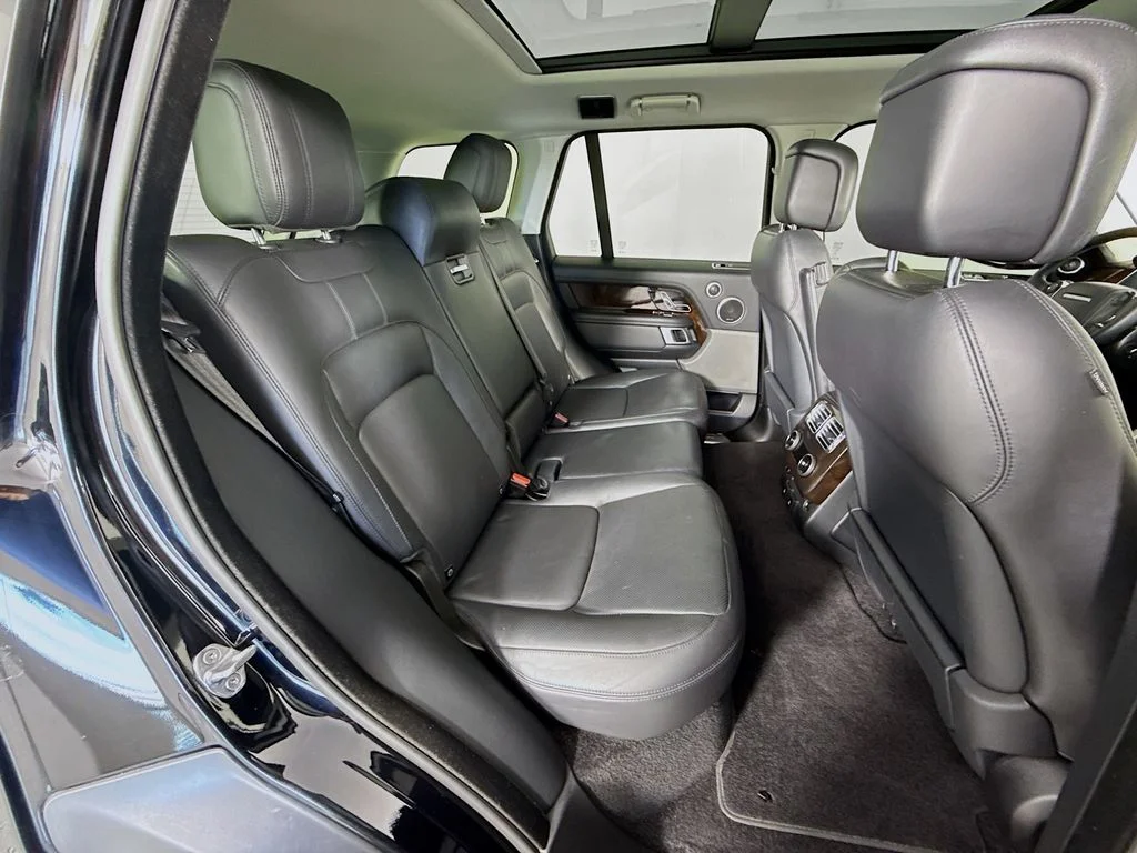 Used 2020  Land Rover HSE image 29