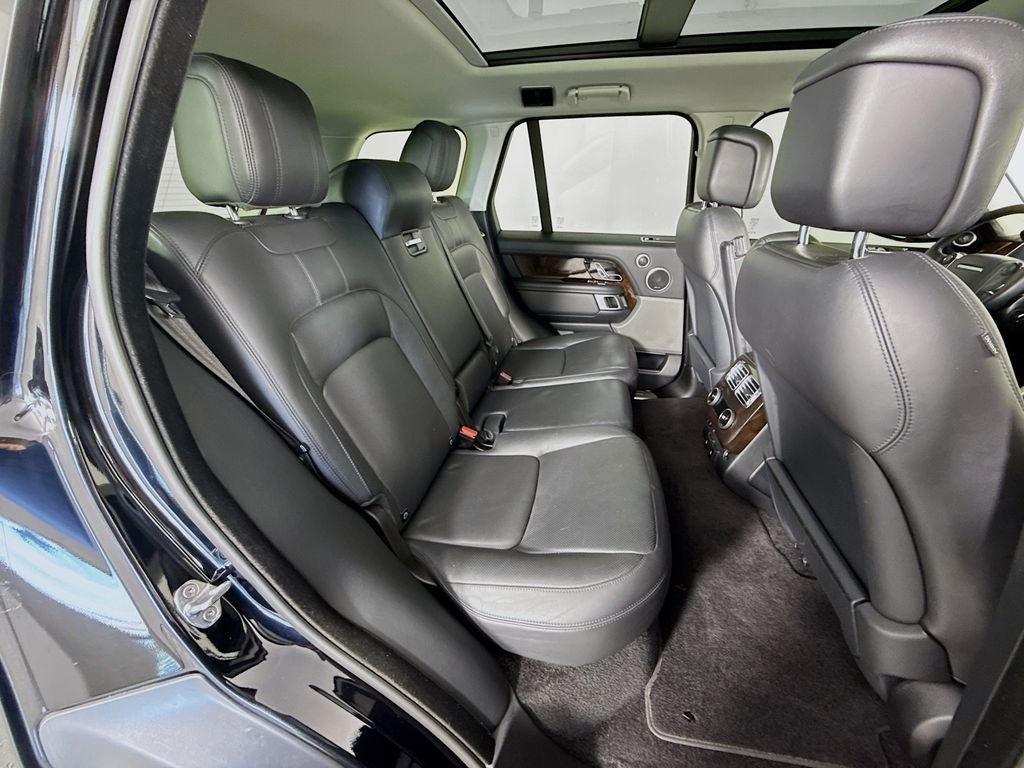 Used 2020 Black Land Rover HSE image 29