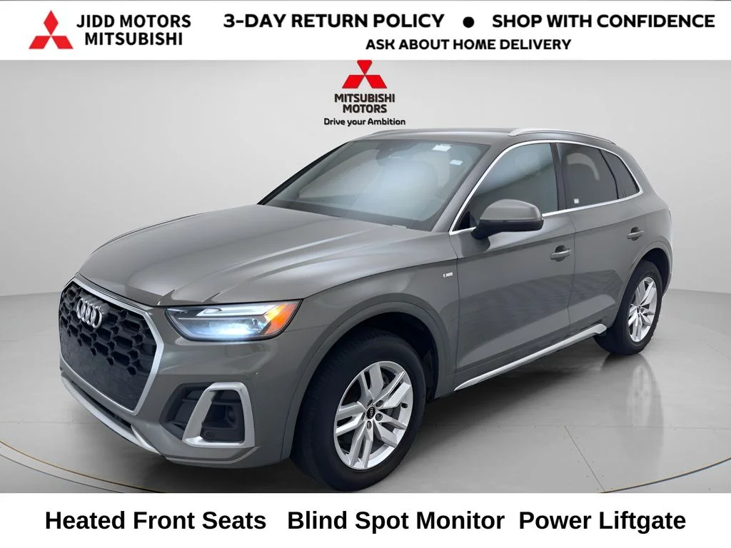 Used 2023 District Green Metallic Audi 45 S line Premium image 1