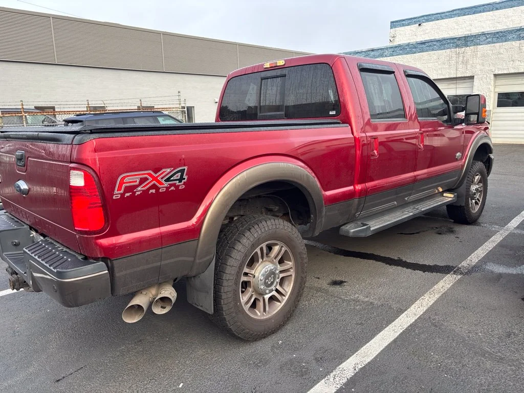 Used 2016 Red Ford King Ranch image 4