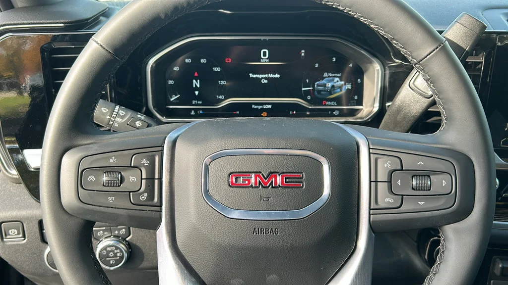 2025 GMC Sierra 2500HD SLE - Photo 18