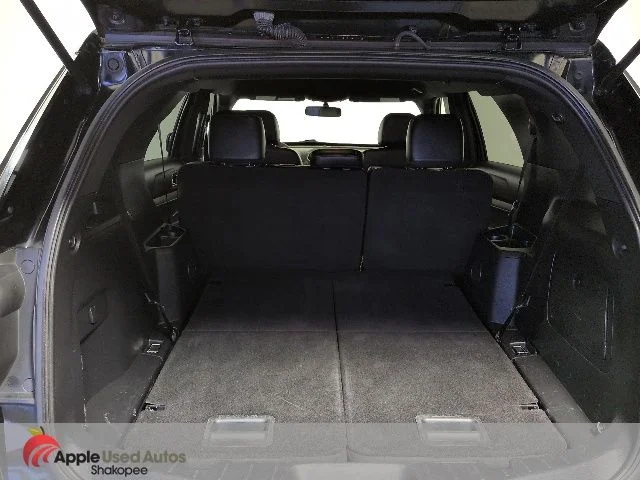 Used 2016 Black Ford XLT image 11
