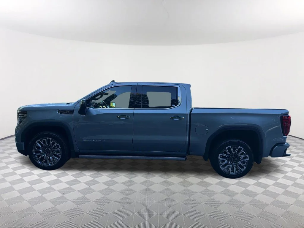 Used 2026 Silver GMC Denali Ultimate image 8