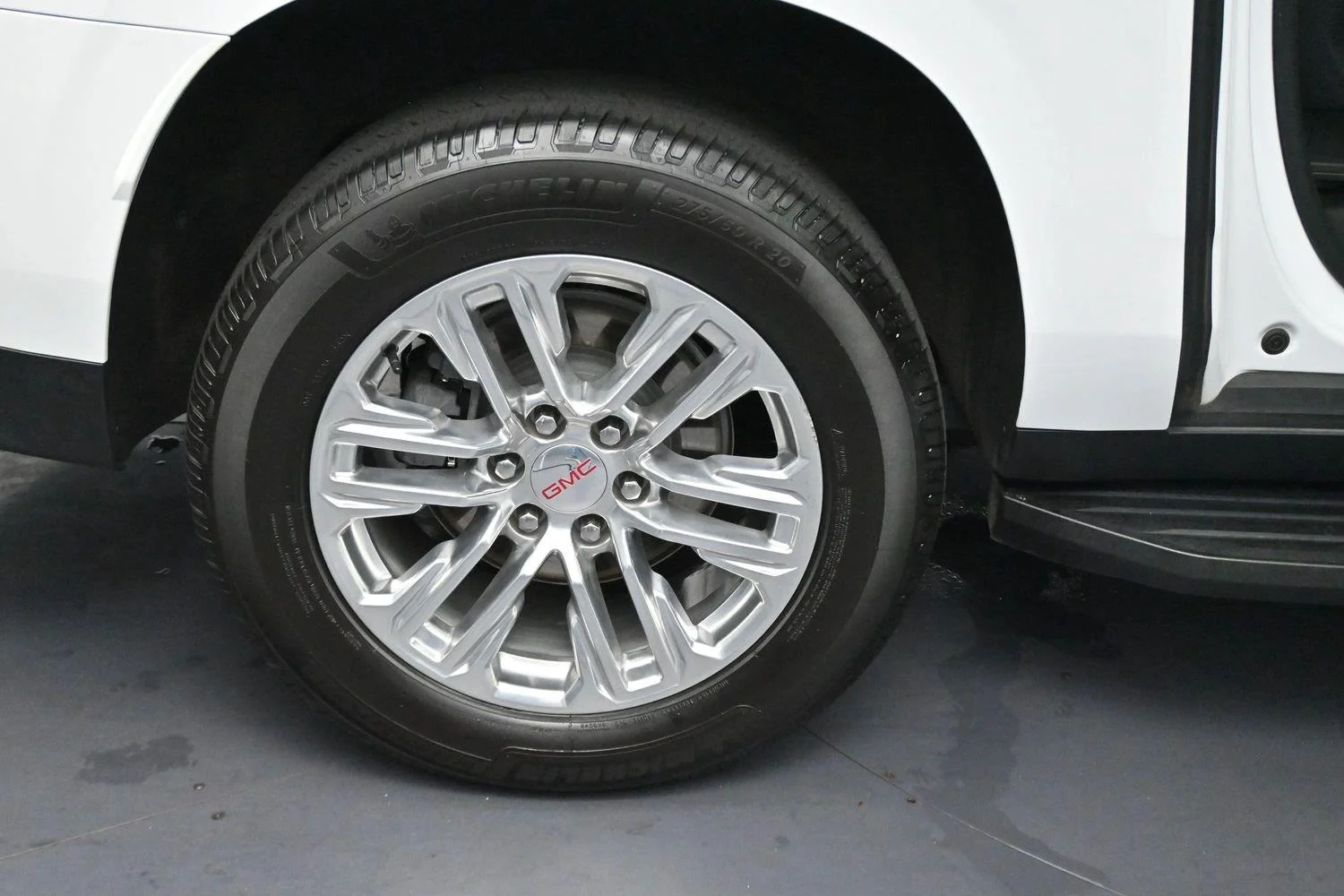 Used 2022 SUMMIT WHITE GMC SLT image 40