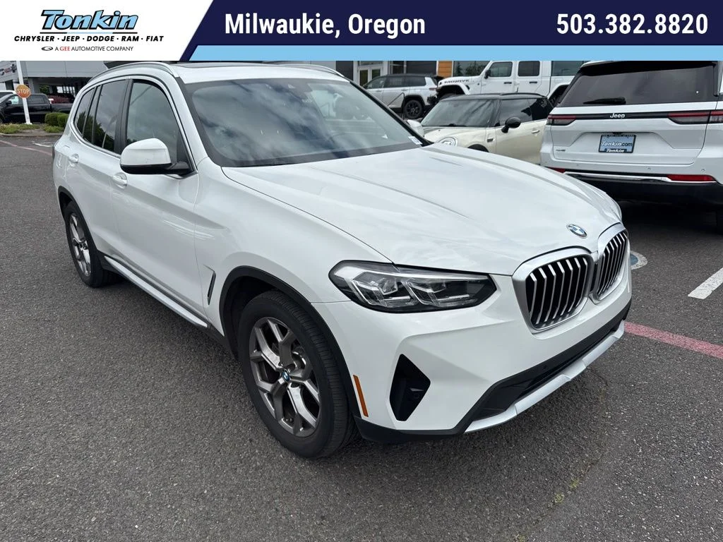 2022 BMW X3 xDrive30i's photo