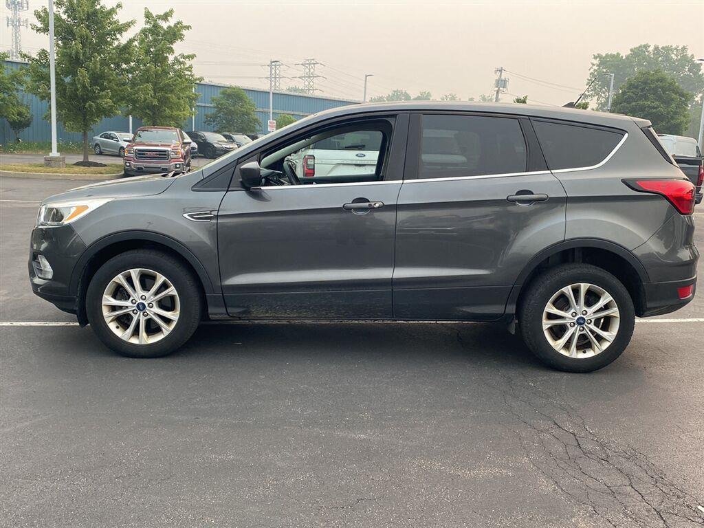 Used 2019 Magnetic Ford SE image 7