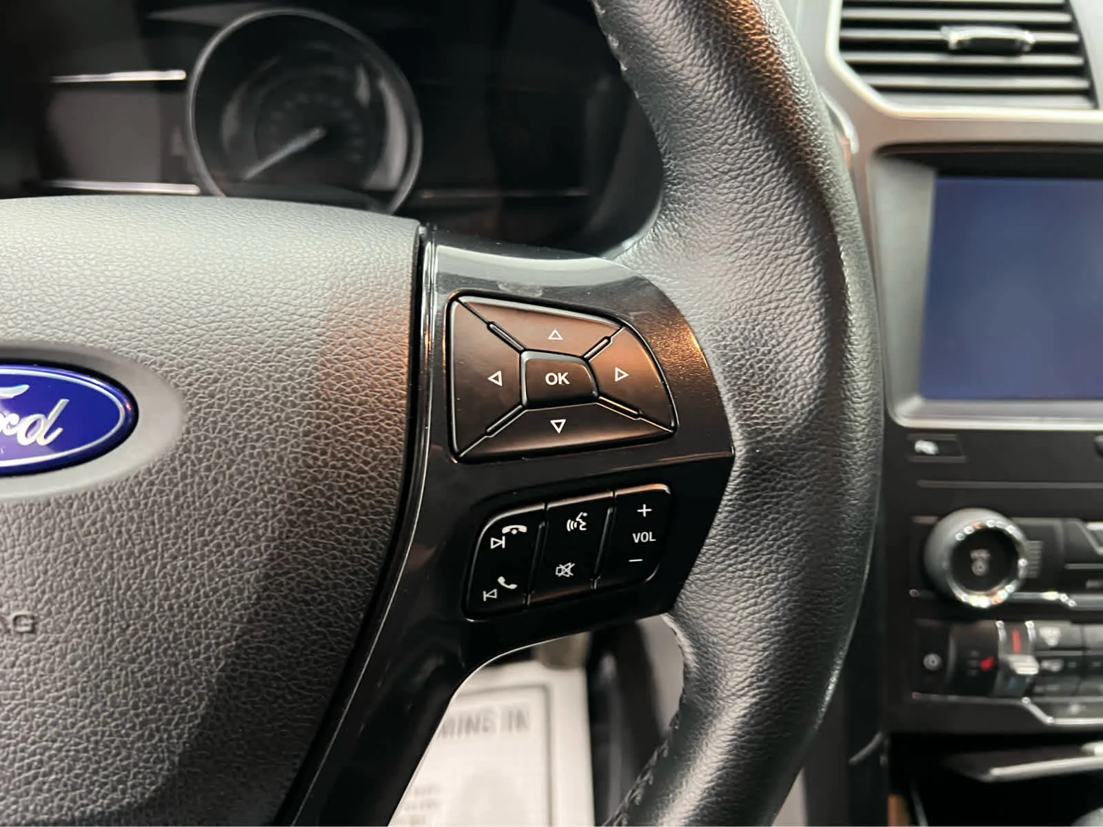 Used 2019 Blue Metallic Ford XLT image 22