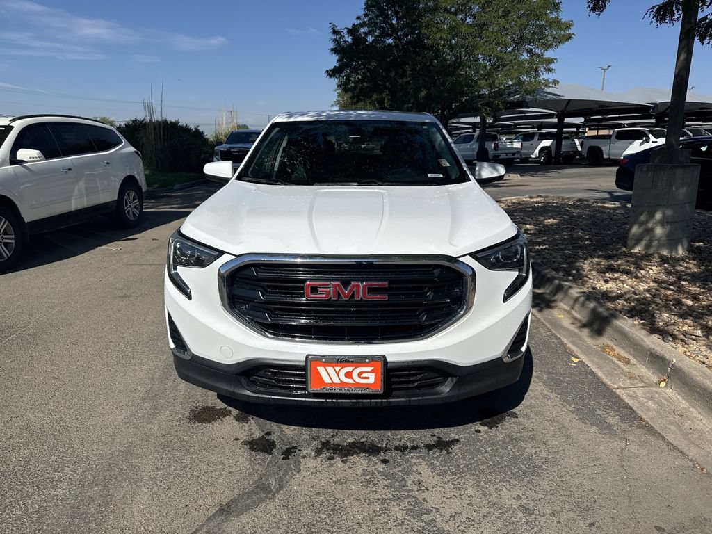 Used 2019 SUMMIT WHITE GMC SLE image 2
