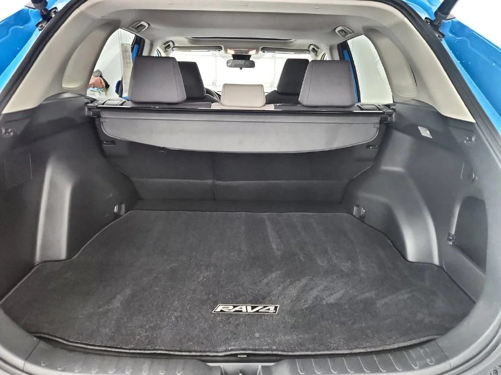 Used 2019 Blue Toyota XLE image 34