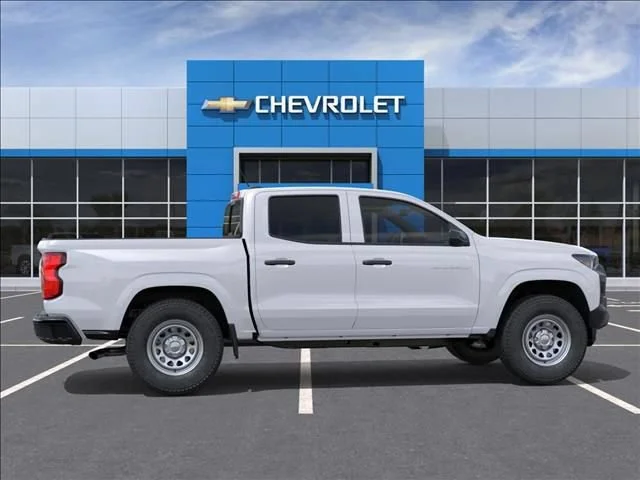 New 2026 Summit White Chevrolet WT image 5