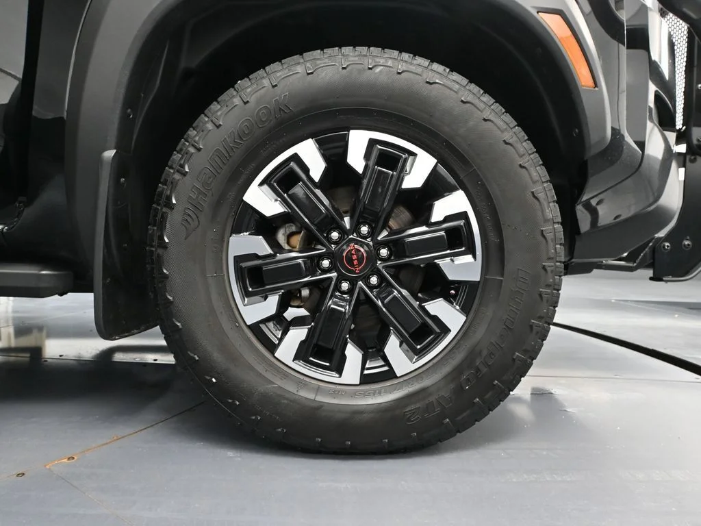 Used 2023 Black Nissan PRO-4X image 15