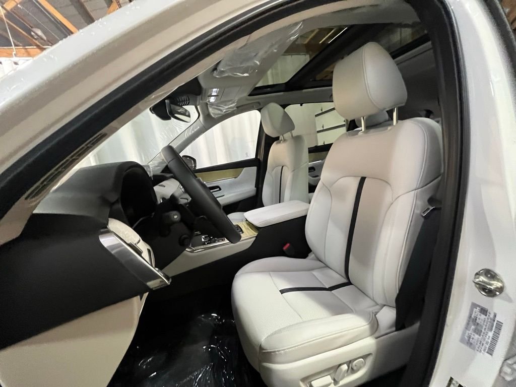 2026 Mazda CX-90 Premium Plus Package - Photo 10