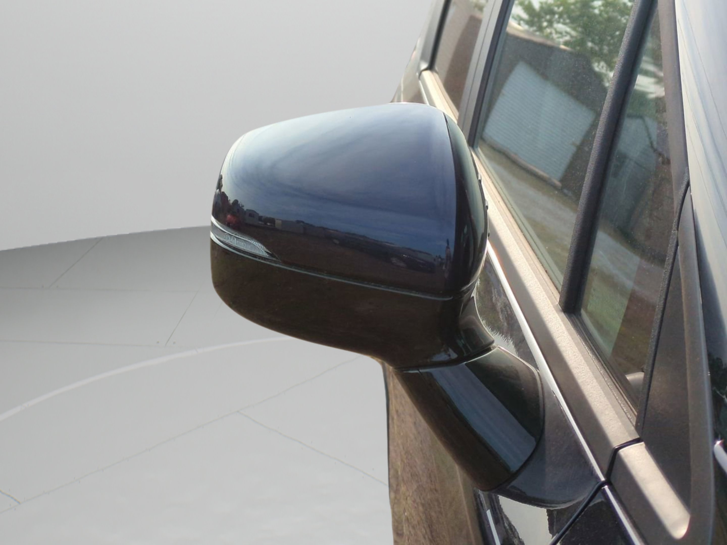 New 2026 Deep Chroma Blue Kia EX image 12