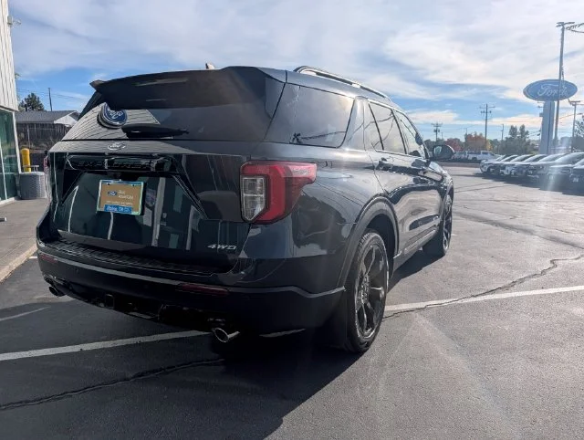 Used 2023 Blue Ford ST-Line image 3