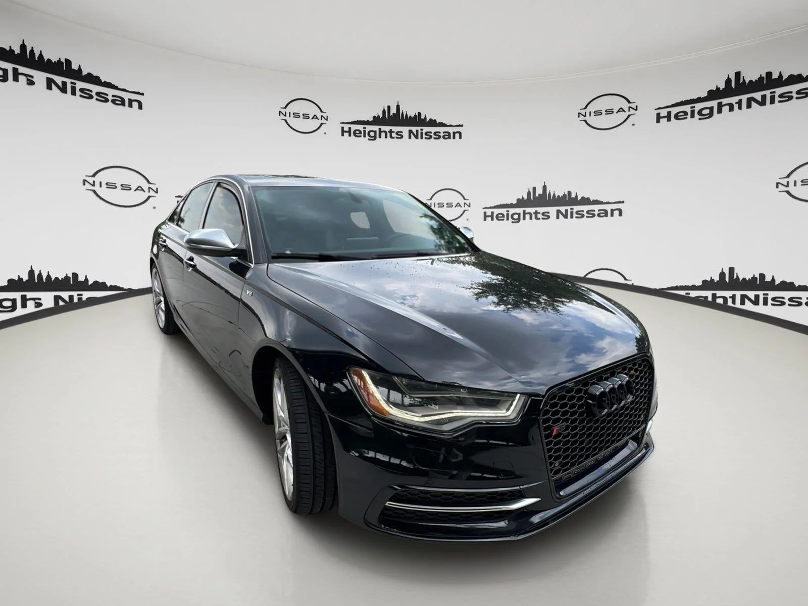 Used 2014 Phantom Black Pearl Effect Audi Prestige image 13