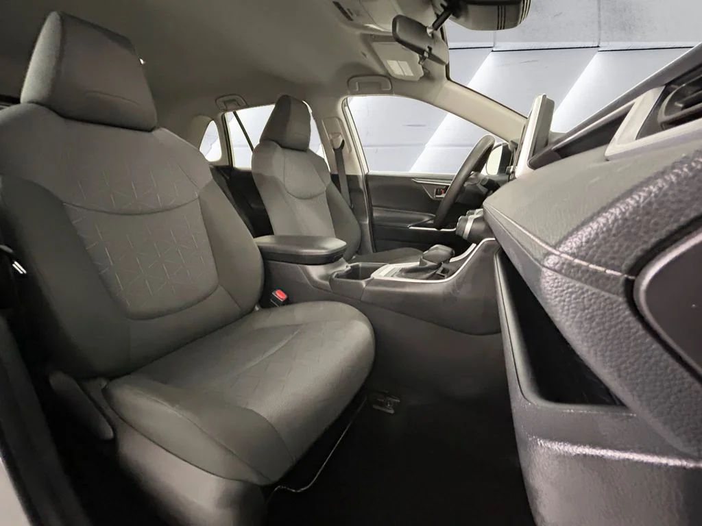Used 2024 Silver Toyota XLE image 14
