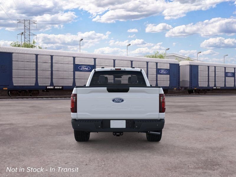 New 2026 Oxford White Ford XL image 6