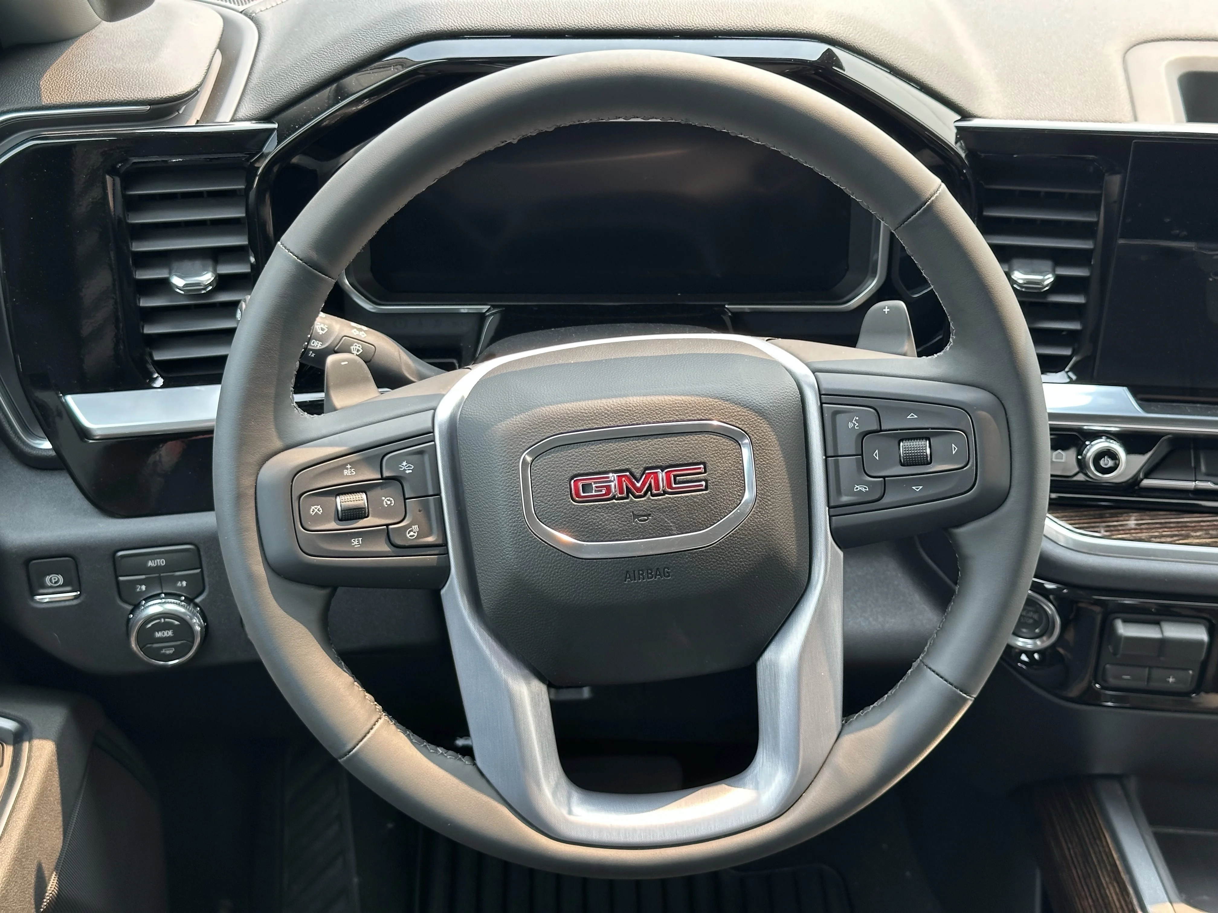 New 2026 Sterling Metallic GMC Elevation image 11